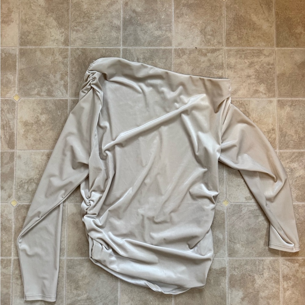 Abercrombie & Fitch Cream One Shoulder Top